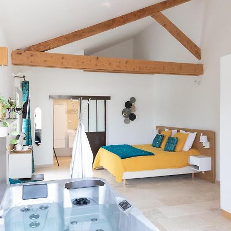Mas Des Tourterelles Bed & Breakfast Jonquieres  Exterior foto