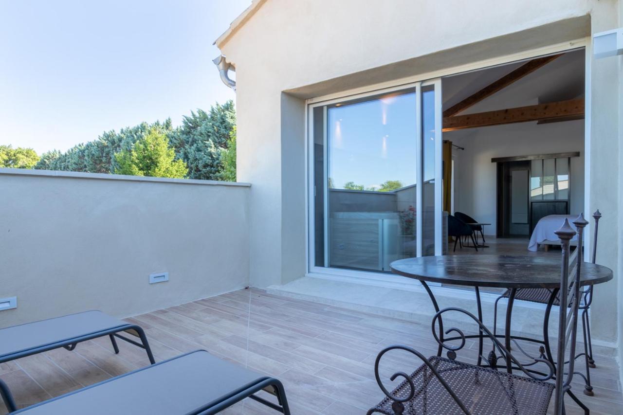 Mas Des Tourterelles Bed & Breakfast Jonquieres  Exterior foto