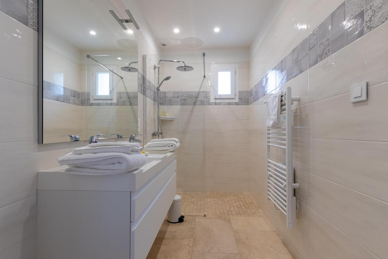 Mas Des Tourterelles Bed & Breakfast Jonquieres  Exterior foto