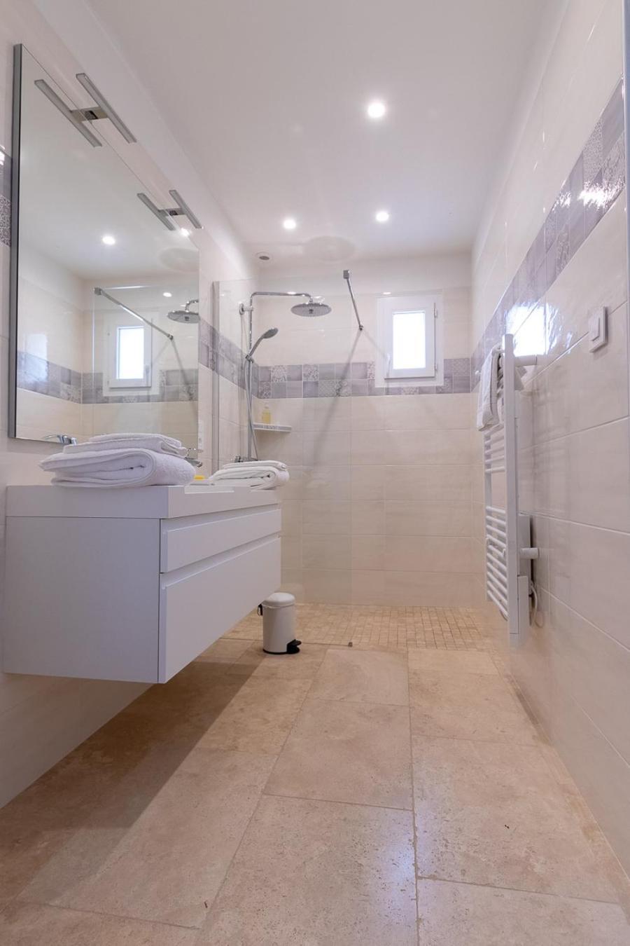 Mas Des Tourterelles Bed & Breakfast Jonquieres  Exterior foto